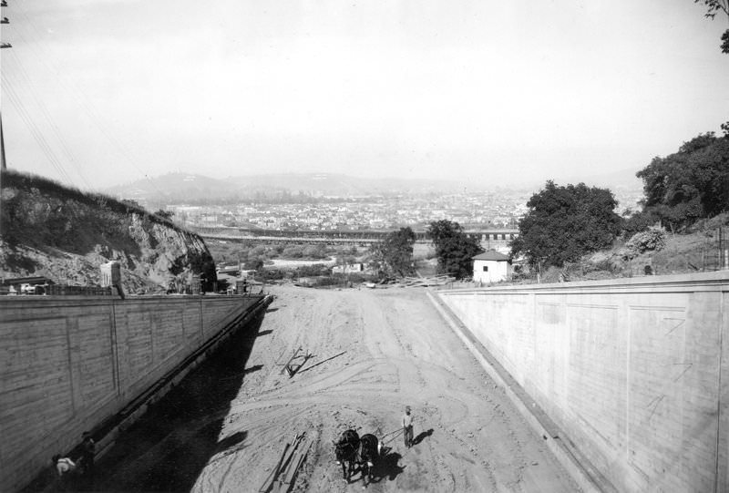 Glendale-Hyperion Viaduct, 1927