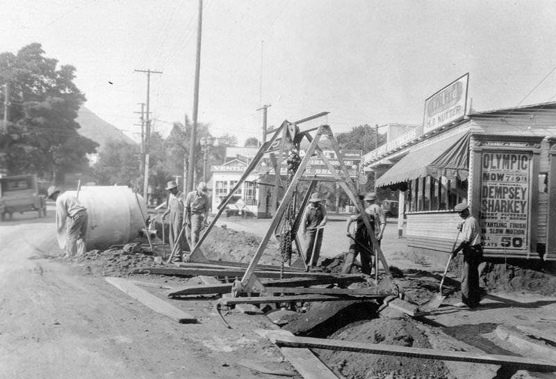 Laurel Canyon storm drain, 1927