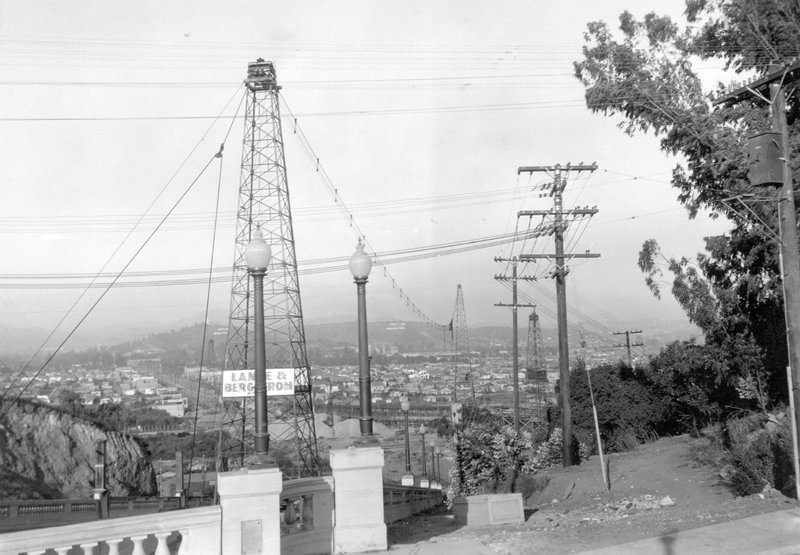 Glendale Hyperion Viaduct looking north, 1927