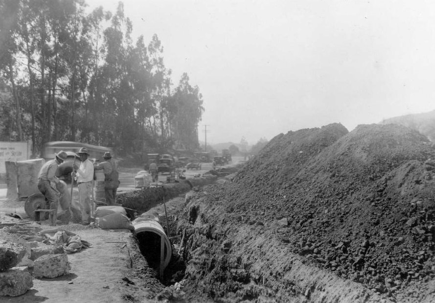 Cahuenga Boulevard Storm drain, 1927