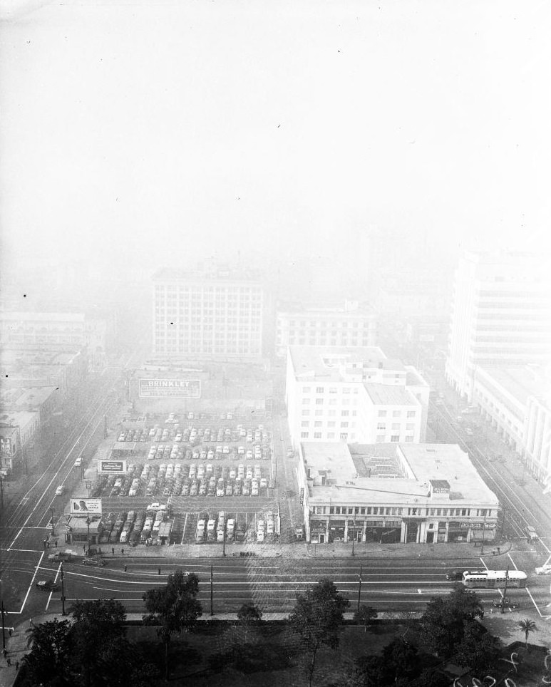 Looking at Union Depot, Smog 1952