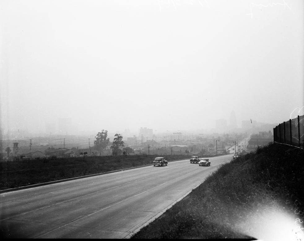 Smog east of City Hall, 1949