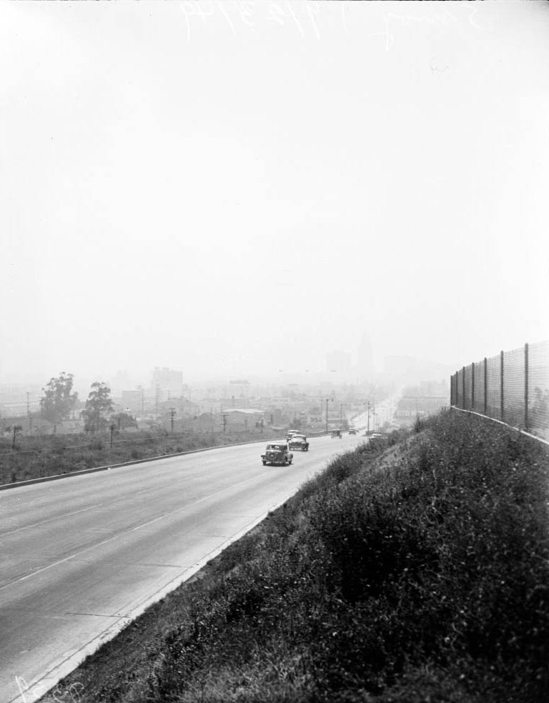 A Smoggy day in Los Angeles, 1949