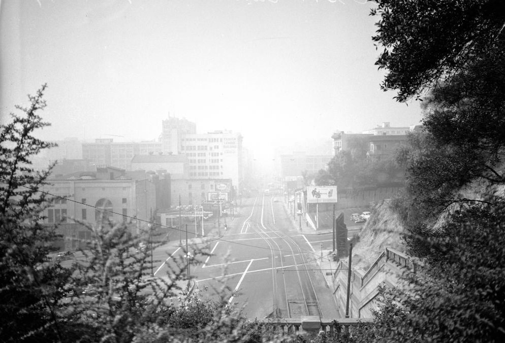 Arroyo Freeway at Figueroa Street junction looking South Hill Street from Hill Street tunnel looking south, 1949