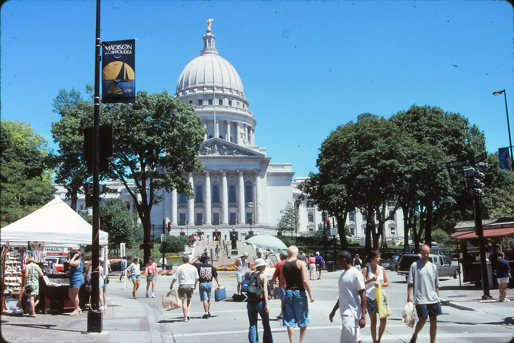 Farmers Market on the Square, Madison, July 1998