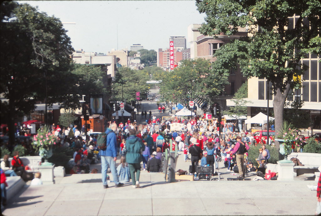 Looking up State Street, Madison, Sept 1995