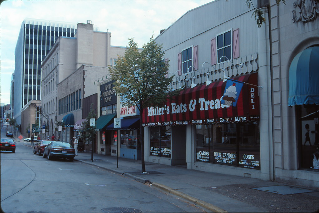 Fairchild Street from State Street, Madison, 1999