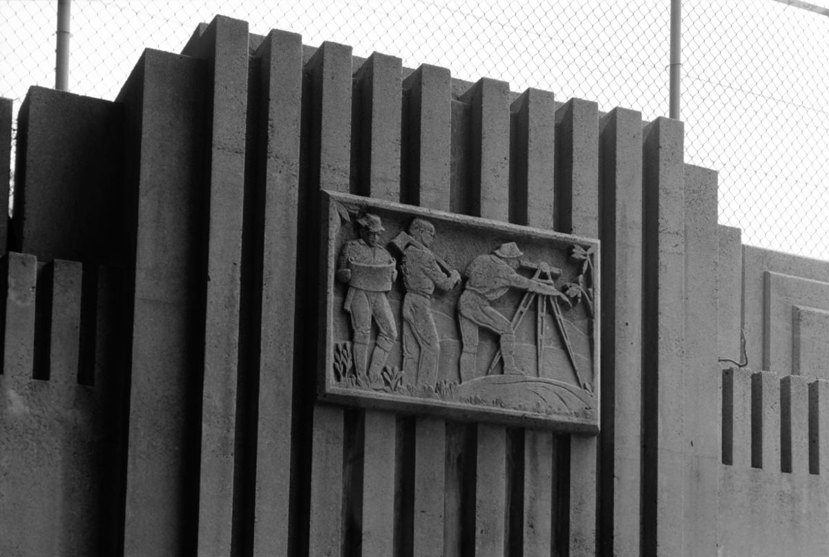 Relief Sculpture on Burr Street Bridge
