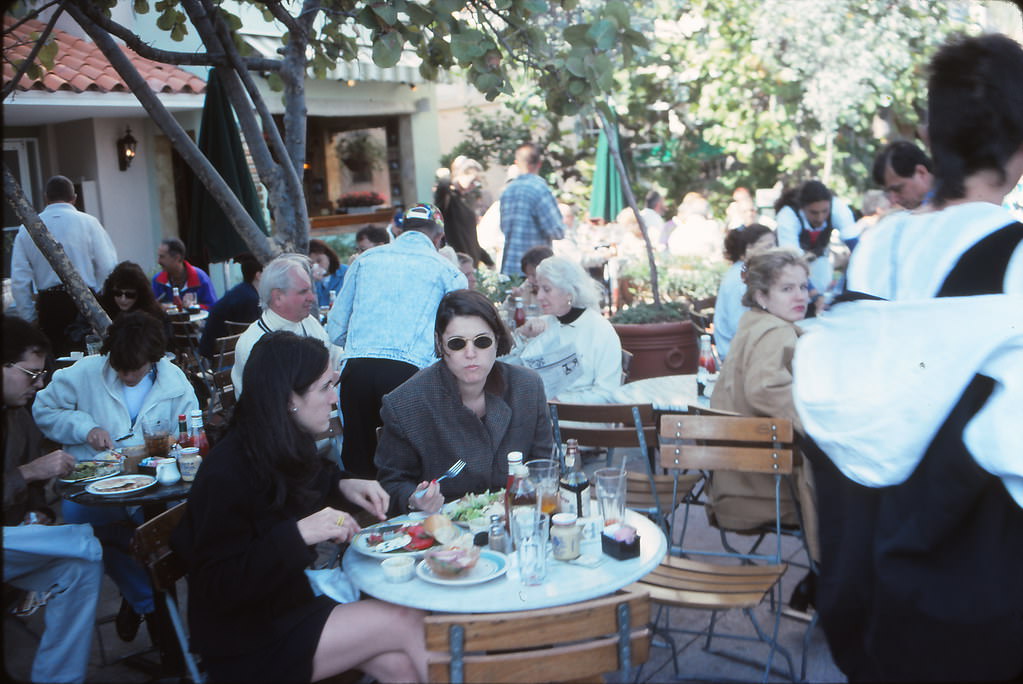 News Cafe, Miami Beach, 1990s