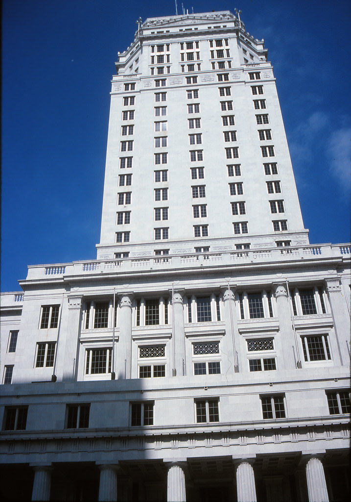 Miami-Dade County Courthouse, 1990s