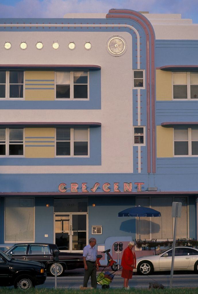 The Crescent apartment building, designed by Henry Hohauser, on Ocean Drive, South Beach, Miami, 1990.