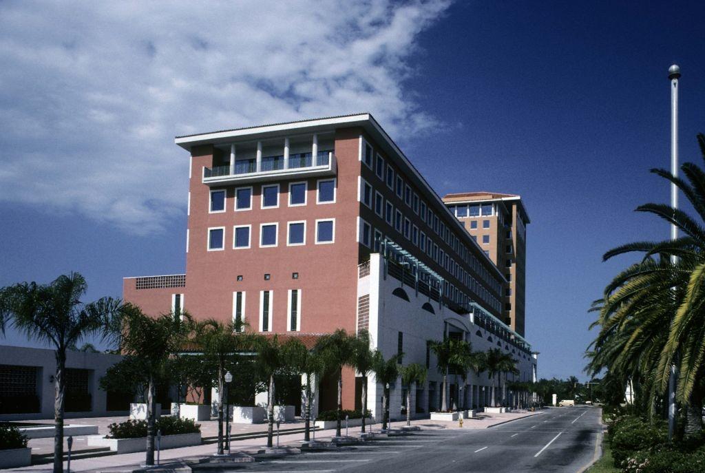 Exterior view of the Hyat Hotel Coral Gables on May 25, 1992