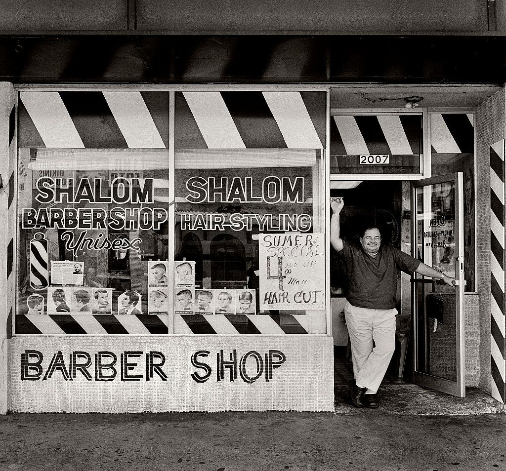 Shalom mens barbers, Miami Beach.