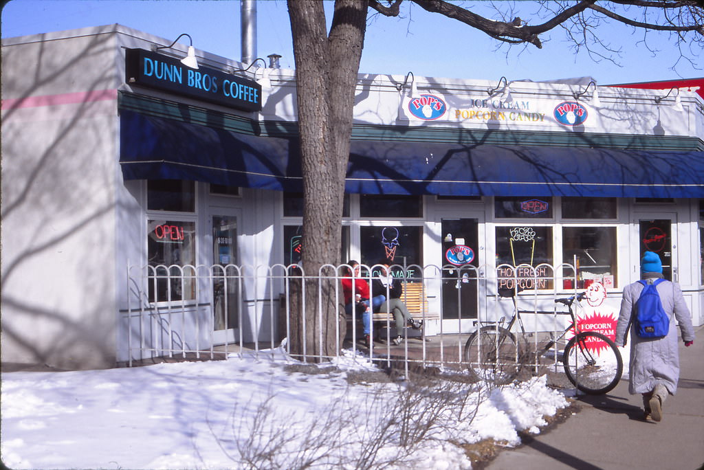 Dunn Brothers & Pops Ice Cream, West Lake Street at Humboldt, Uptown Minneapolis, Feb 1993