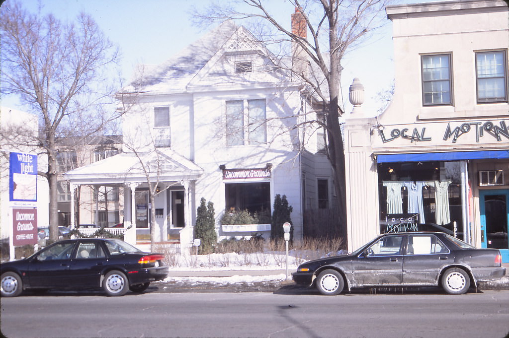 Uncommon Grounds Coffeehouse, 28xx Hennepin Avenue, Minneapolis, Feb 1993