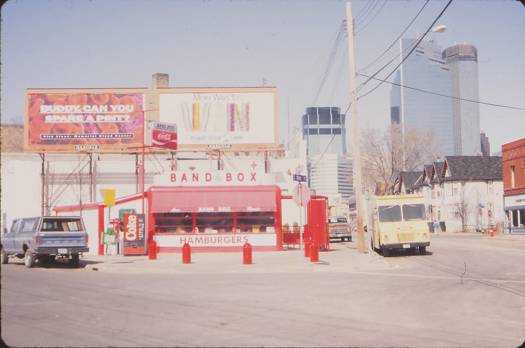 Creamettes Building, N 1st Street, Minneapolis, April 1993