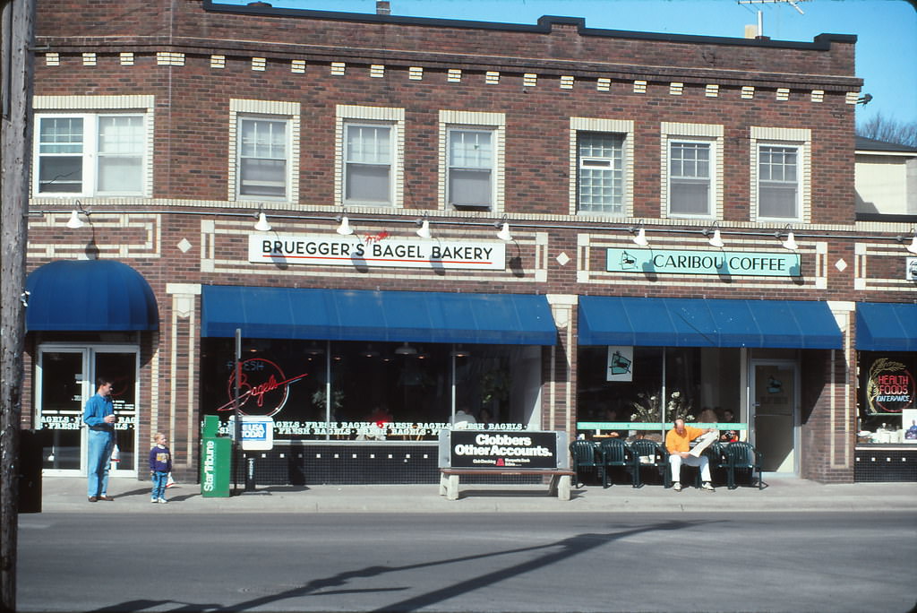 Convention Grill, Edina, Minneapolis, April 1993