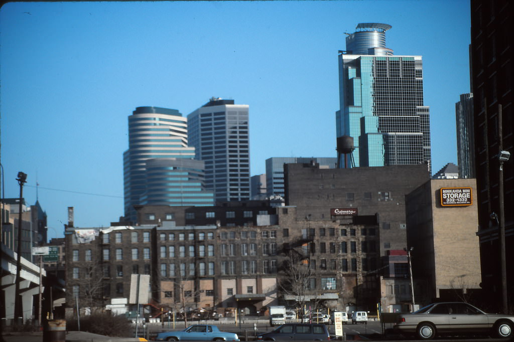Foshay Tower, Minneapolis, April 1993