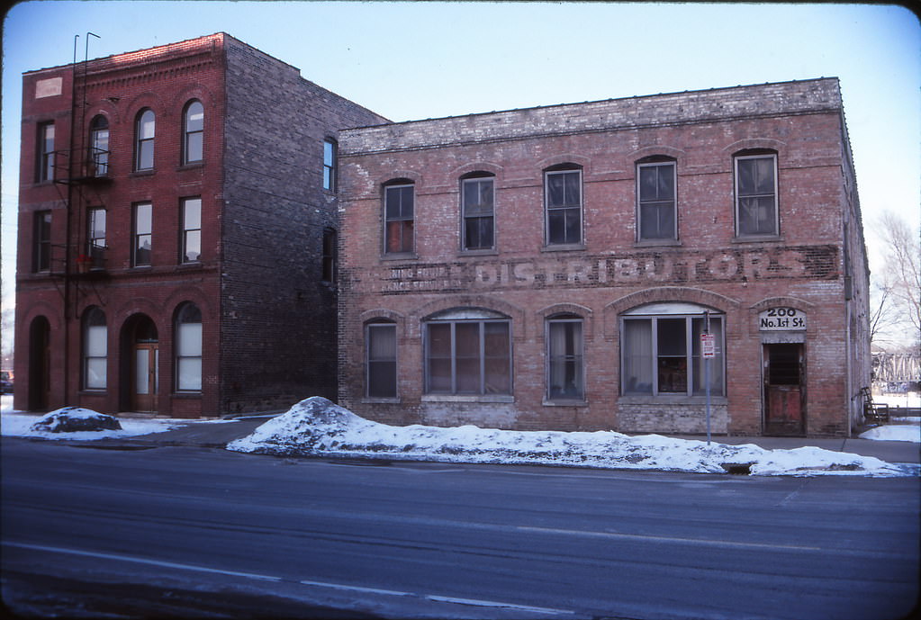 1st Street, Minneapolis, Jan 1993