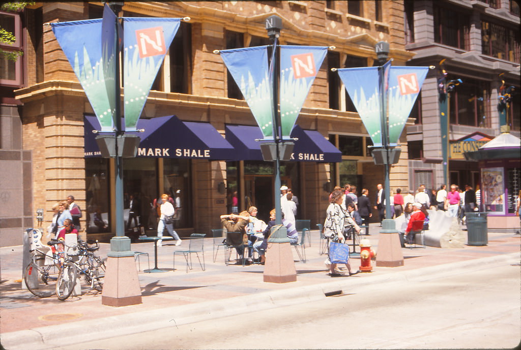 Mark Shale Store, Nicollet Mall, Minneapolis, May 1993