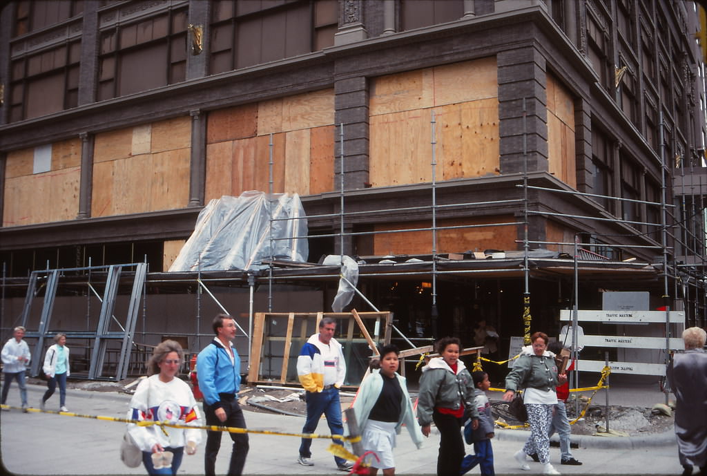 Dayton's Department Store, Minneapolis, Facade under renovation, Sept 1990