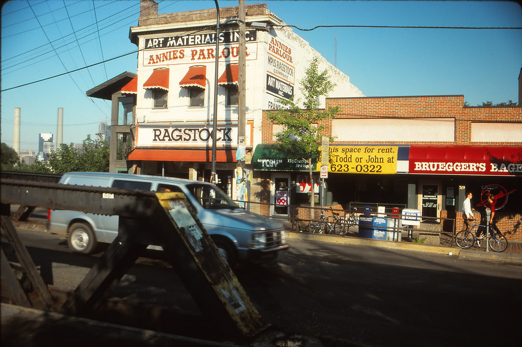 14th Street SE, Dinkytown, Minneapolis, August 1991