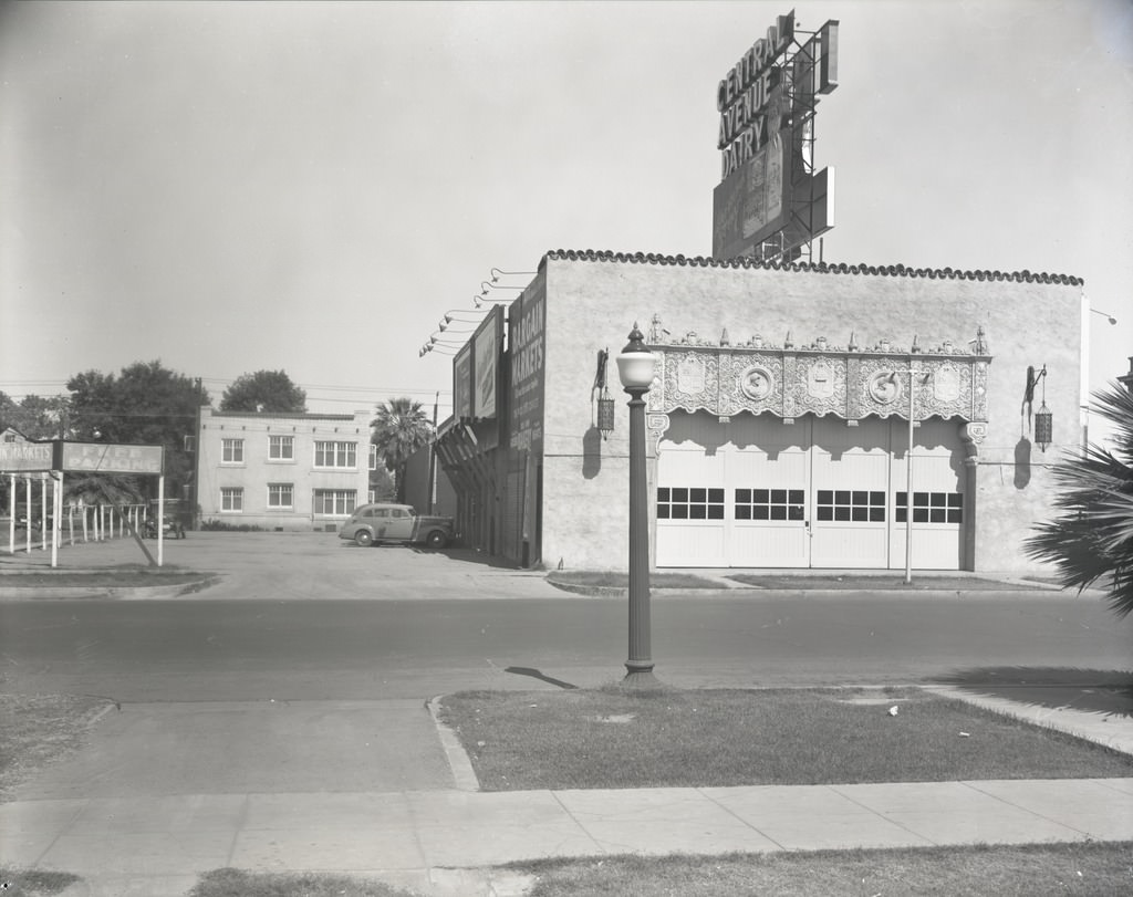 Central Avenue Dairy Building Exterior, Phoenix, 1940