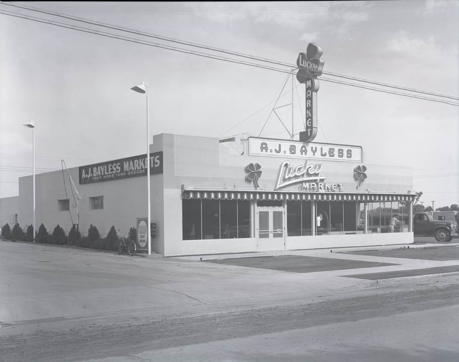 A. J. Bayless Co. Store Exterior, Phoenix, 1940