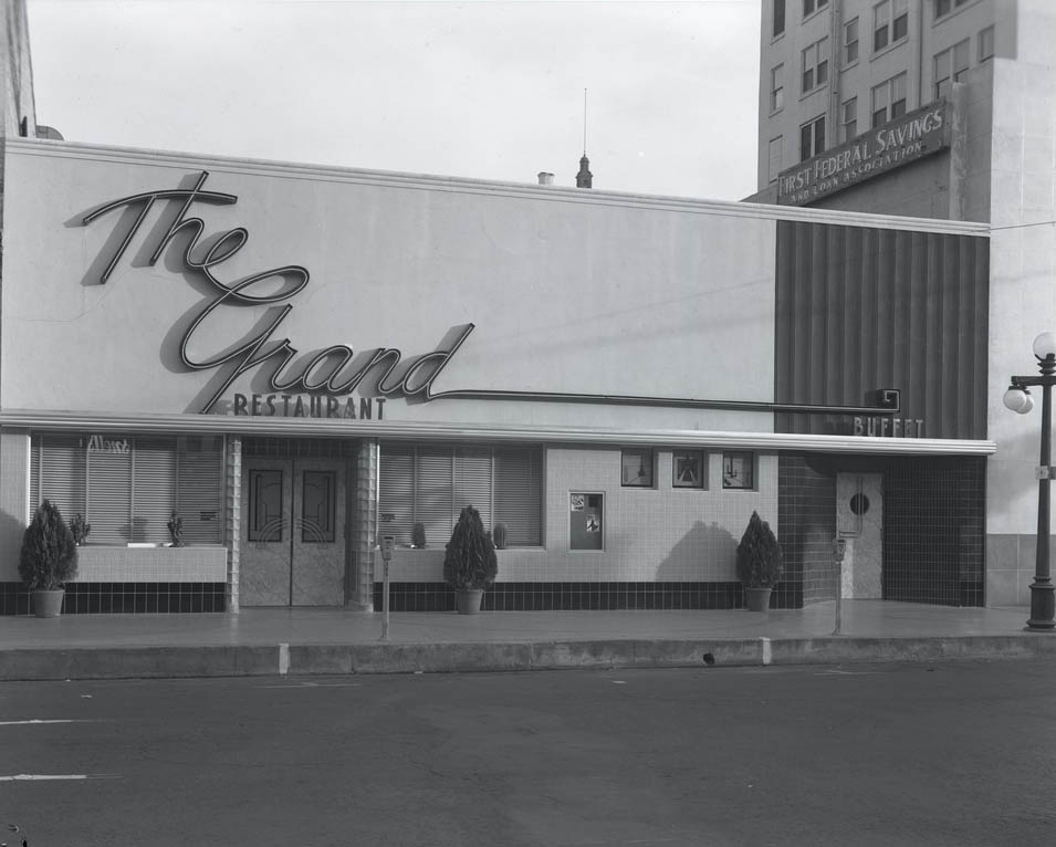 Grand Café Exterior, Phoenix, 1940