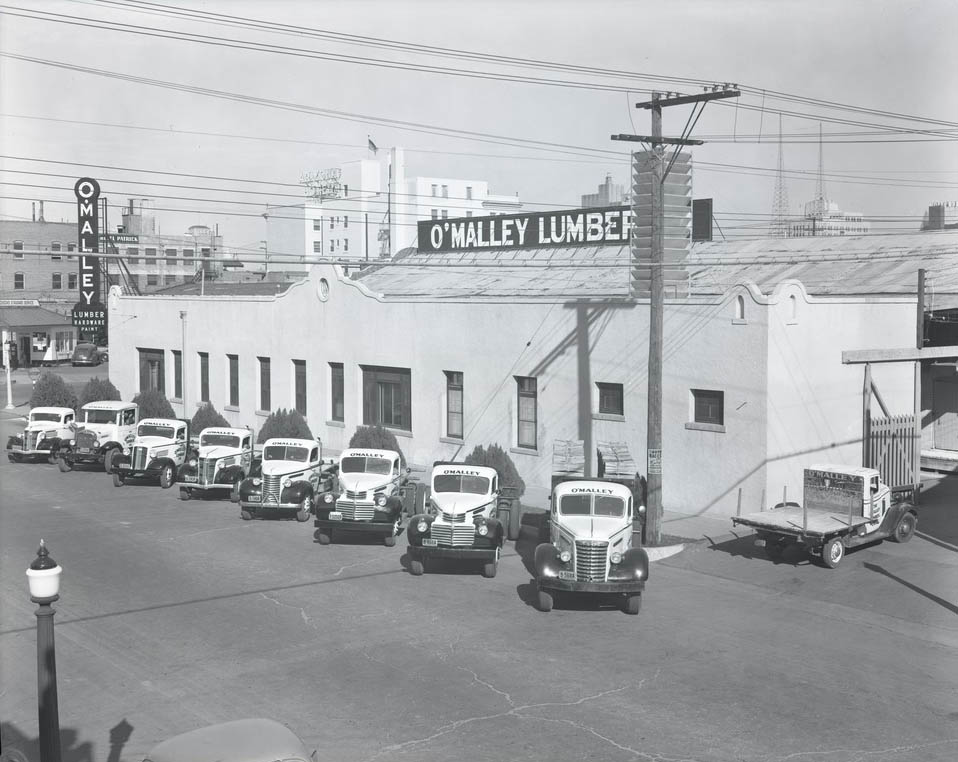 O'Malley Lumber Co. Trucks, Phoenix, 1940
