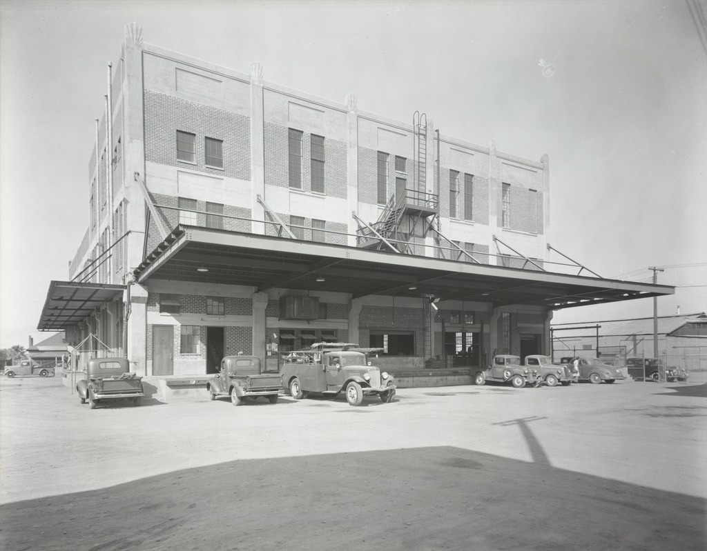 Central Arizona Light & Power Co. Warehouse, Phoenix, 1940