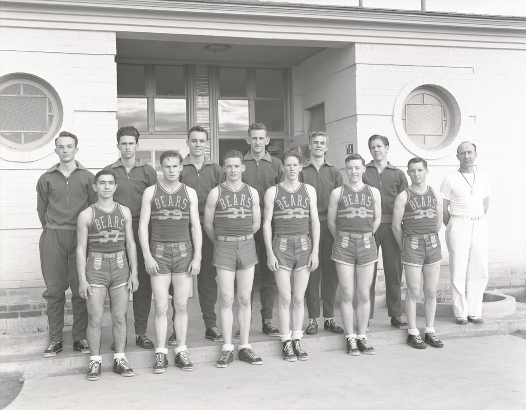 Phoenix Junior College Basketball Team, Phoenix, 1940