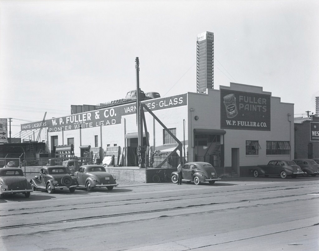 W. P. Fuller Company Building Exterior and Railroad Tracks, Phoenix, 1940