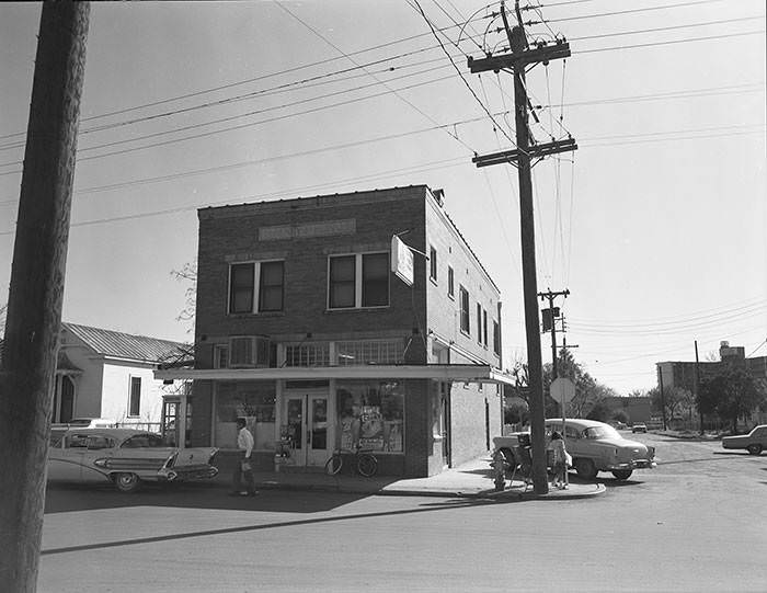 Goliad Street Pharmacy, 600 Goliad Street at corner of Santa Clara Street, New City Block 703, 1966