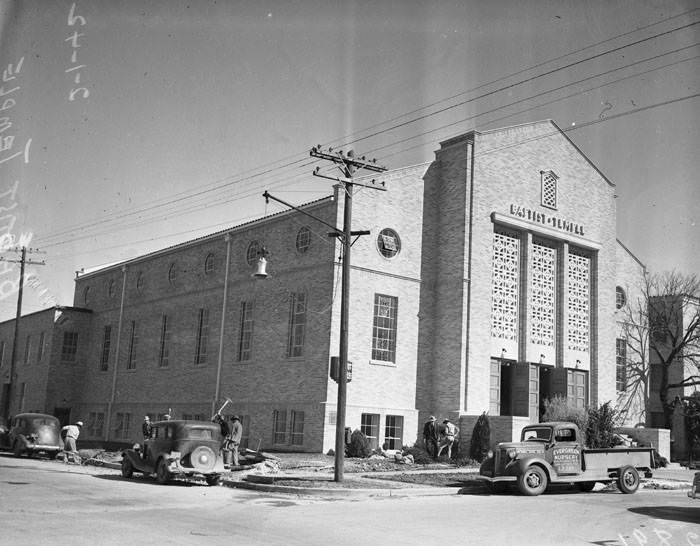 Albert Dugosh House at 414 Matagorda Street at corner of Arroyo Alley, 1965