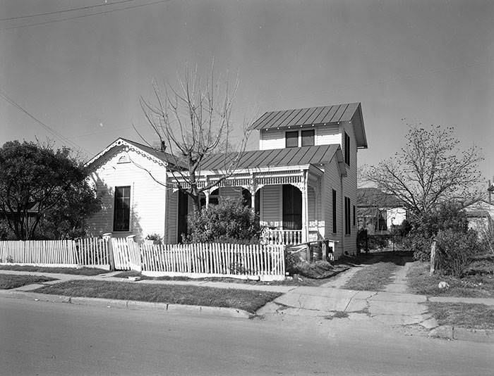Schaefer-Preusser House at 407 Victoria Street, New City Block 702, 1965