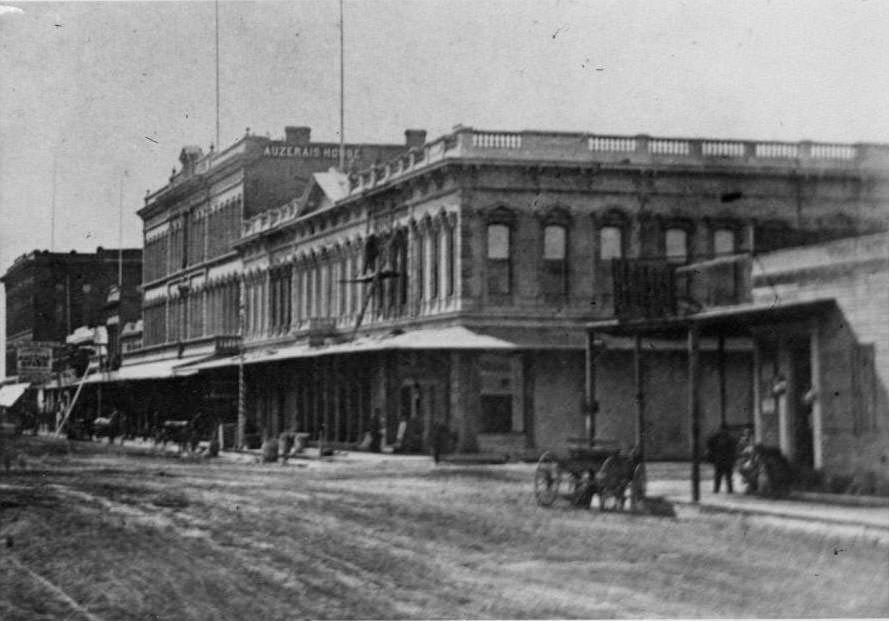 Santa Clara Street, San Jose, 1880.