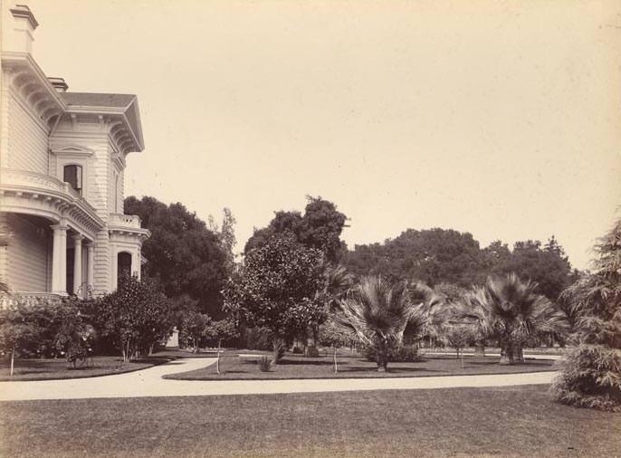 Residence, Col. Eyre, Menlo, 1899