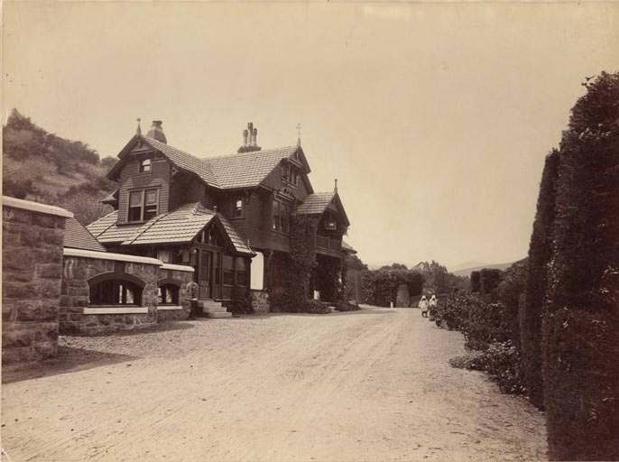 Residence, Nathaniel Brittan, Belmont, 1899