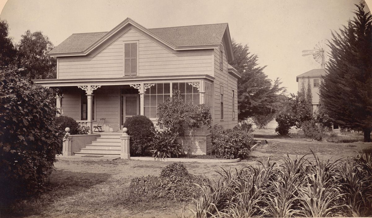 Residence. Frank Kentfield, Near Redwood City