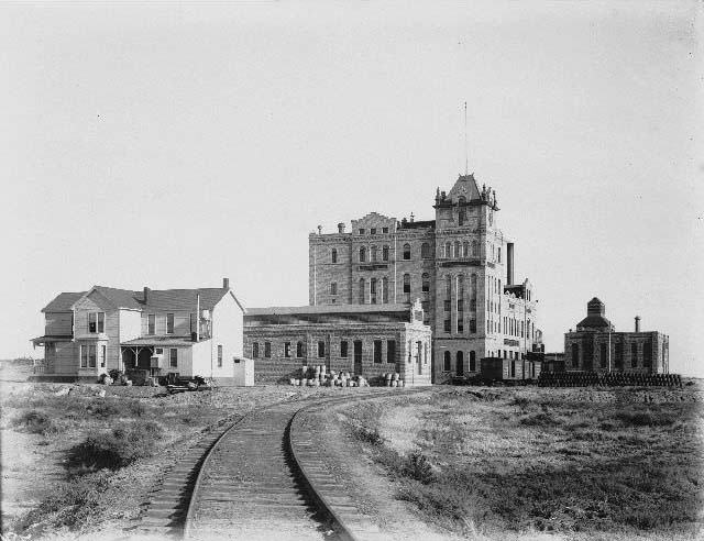 Railroad tracks leading to the San Diego Brewery, 1897