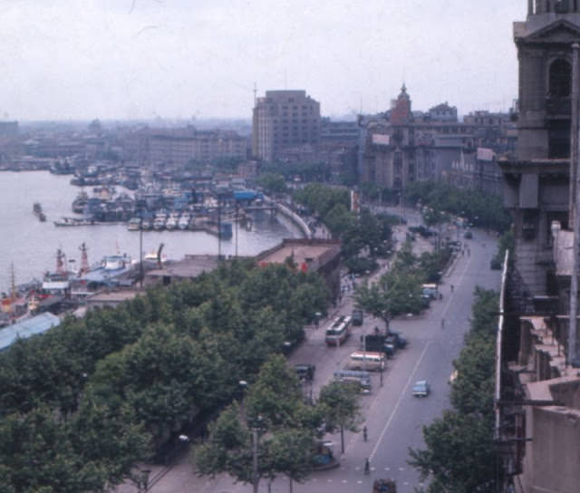 Shanghai Bund, 1970s