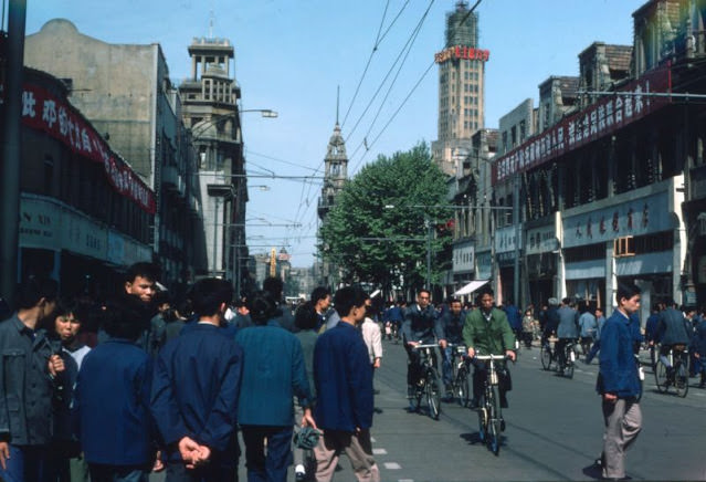 Nanjing Road, Shanghai, 1970s