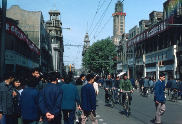 Nanjing Road, Shanghai, 1970s