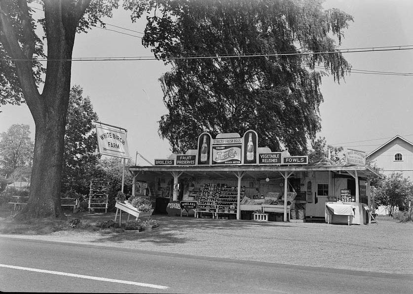 Fruit stand in Southington, Connecticut, 1942