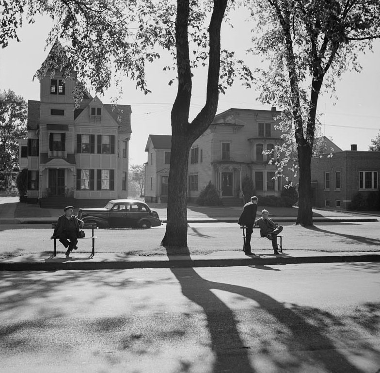 A street scene, 1942.