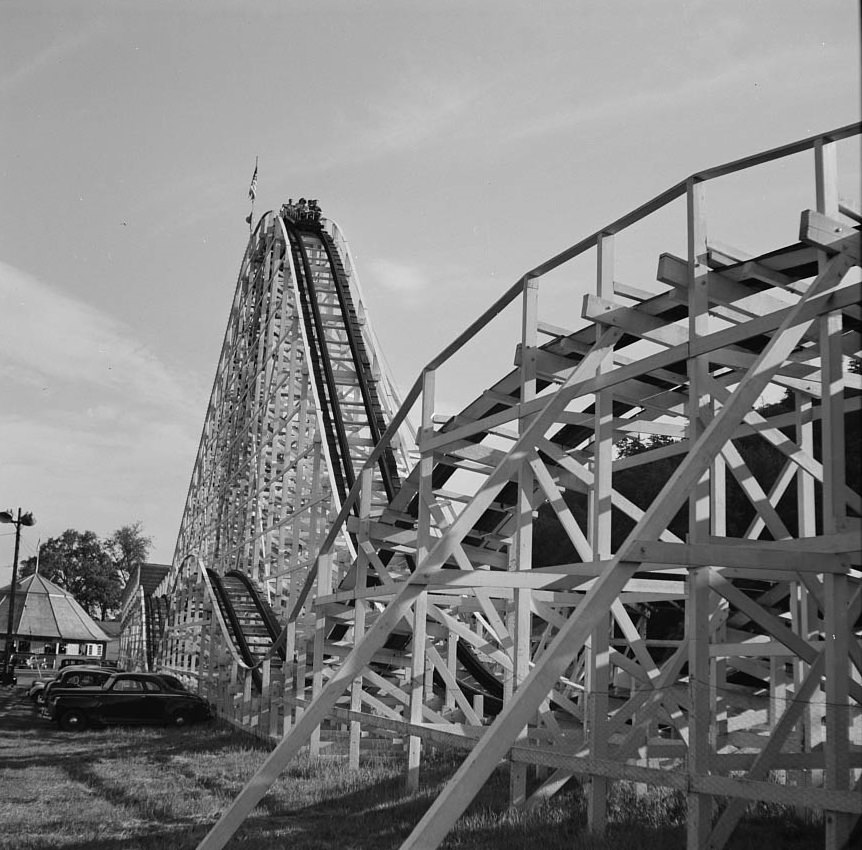 Amusement Park, 1942