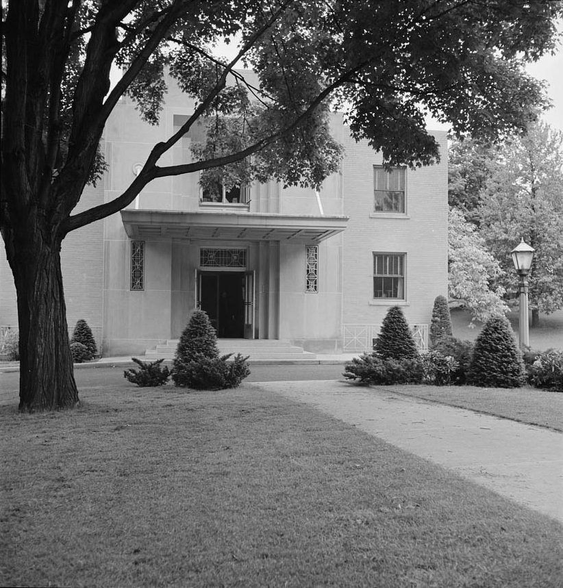 Southington's public health center, 1942