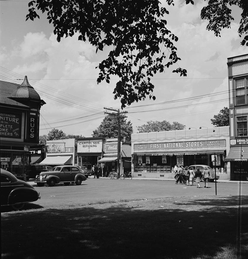 Stores in Southington, 1942