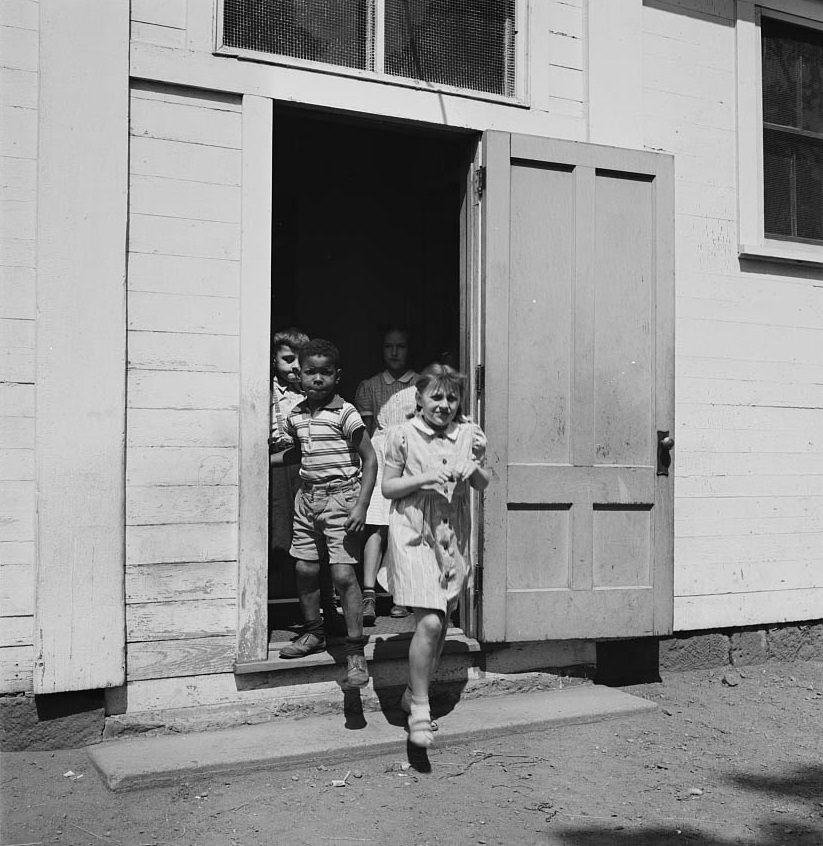 A one-room school, 1942